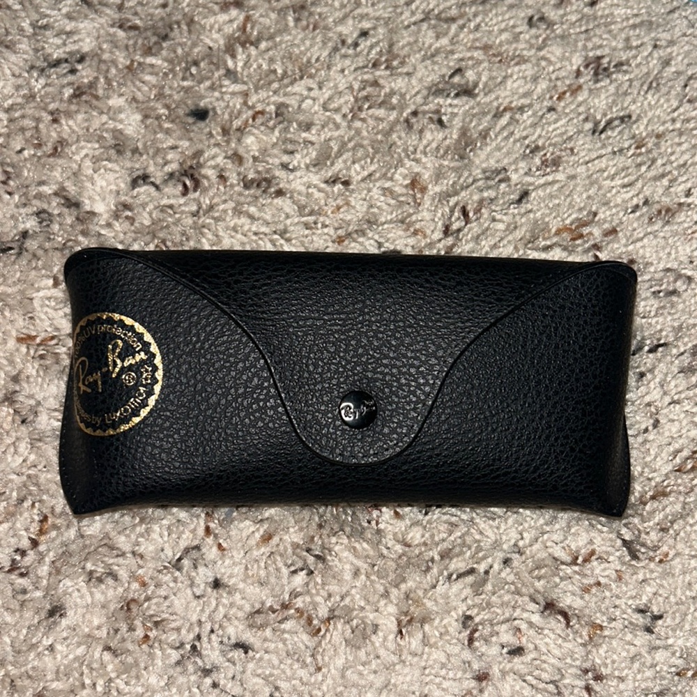 Rayban sunglass holder